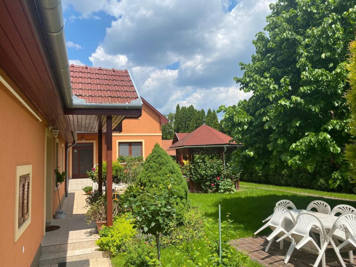 Apartman Dora Hajdúszoboszló Exterior foto