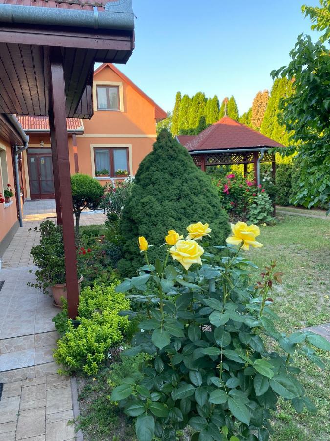 Apartman Dora Hajdúszoboszló Exterior foto
